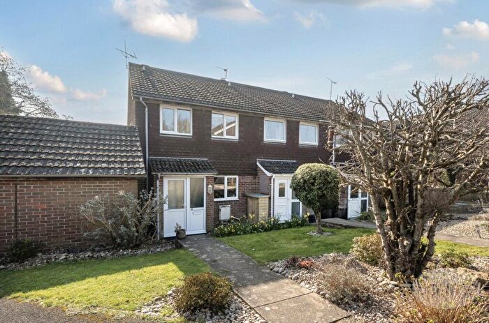 3 Bedroom Terraced House For Sale In Stoneham Park, Petersfield, Hampshire, GU32