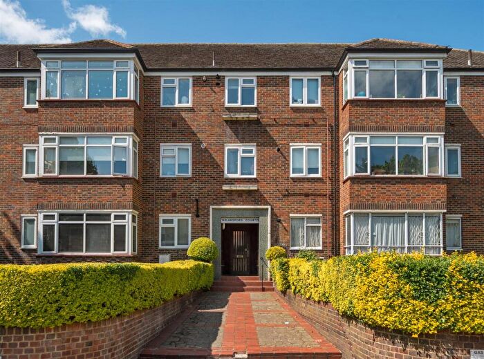 1 Bedroom Flat For Sale In Brondesbury Park, London, NW6