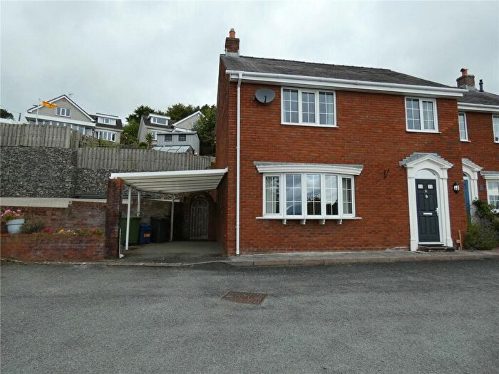 3 Bedroom End Of Terrace House To Rent In Glyn Garth Mews, Glyngarth, Menai Bridge, LL59