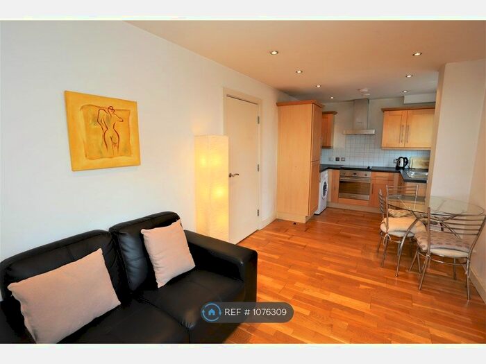 2 Bedroom Flat To Rent In Newton Street, Manchester, M1