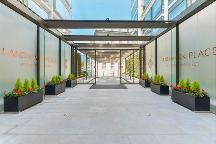 2 Bedroom Apartment To Rent In Water Lane, Tower Bridge, London, EC3R