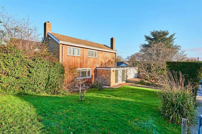 4 Bedroom Detached House To Rent In Beltane Drive, London, SW19