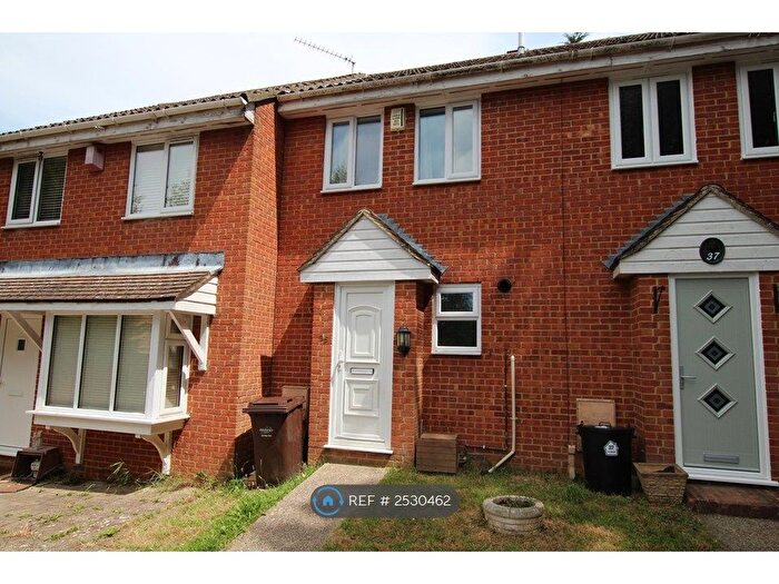 2 Bedroom Terraced House To Rent In Silverbank, Chatham, ME5