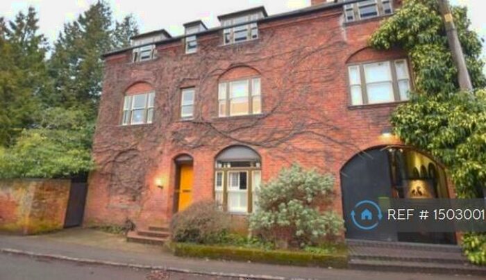 1 Bedroom Flat To Rent In High Street, Haddenham, Aylesbury, HP17