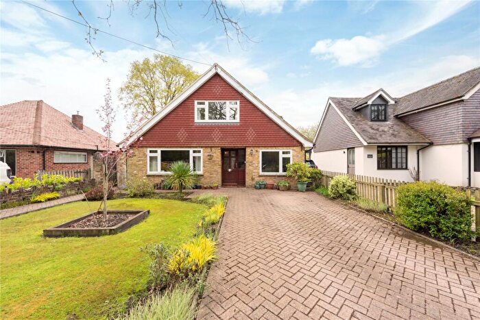 3 Bedroom Detached House For Sale In Priest Lane, West End, Woking, Surrey, GU24