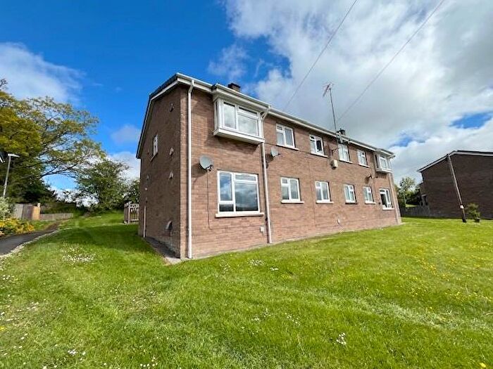 2 Bedroom Apartment For Sale In Maes Brennin, Rhayader, LD6