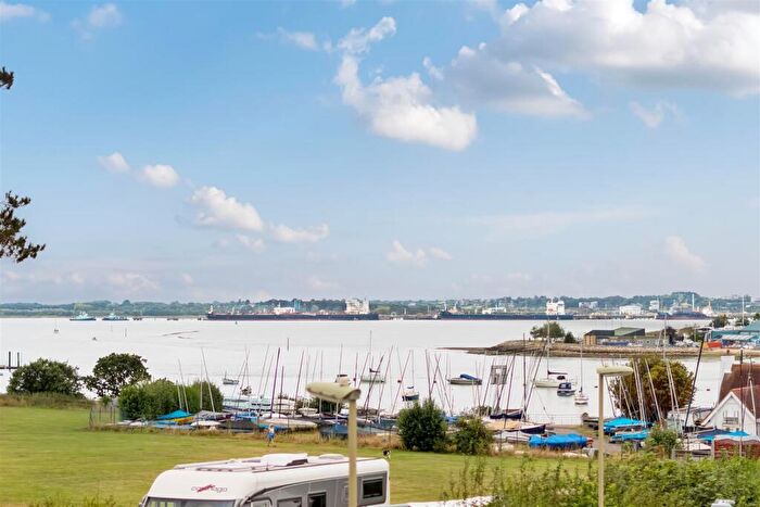 4 Bedroom Detached House For Sale In Shore Road, Warsash, SO31