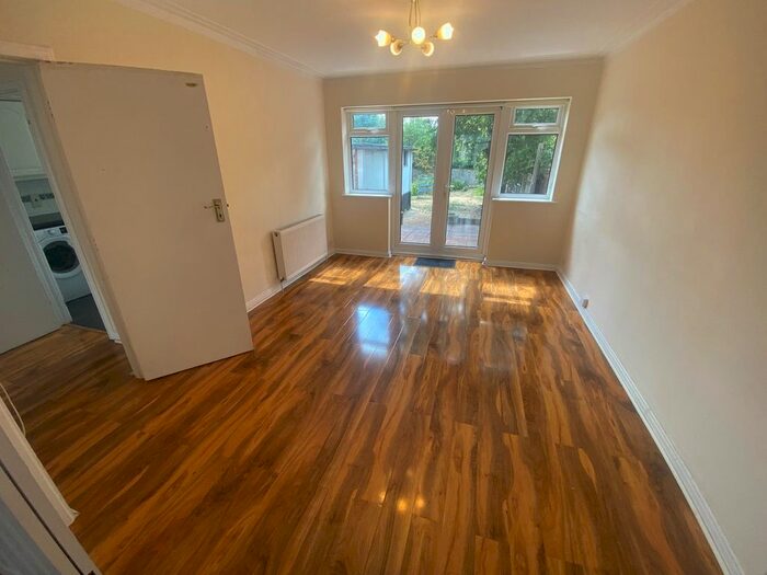 3 Bedroom Semi-Detached House To Rent In St Margarets Road, Edgware, HA8