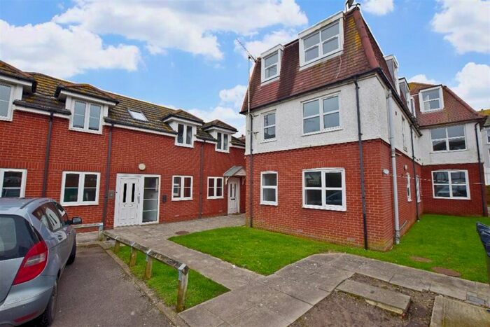 Flat To Rent In Park Road, Bognor Regis, PO21