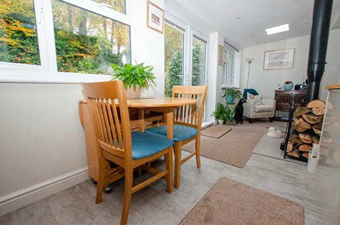2 Bedroom Semi-Detached Bungalow For Sale In September Close, Southampton, Hampshire, SO30