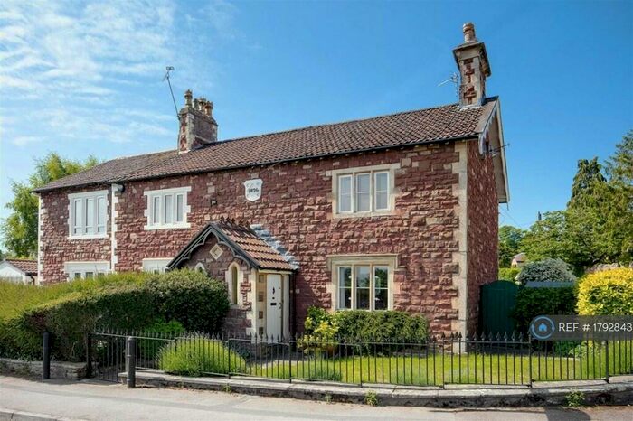 2 Bedroom Semi-Detached House To Rent In Abbots Leigh Road, Bristol, BS8