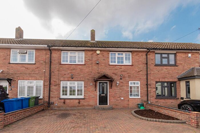 3 Bedroom Terraced House For Sale In Claudian Way, Grays, RM16