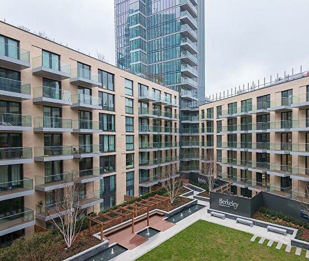 1 Bedroom Apartment To Rent In Goodmans Fields, Cashmere House, Leman Street, Aldgate East, London, E1
