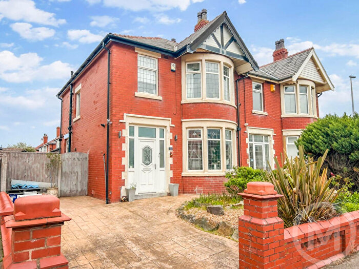 3 Bedroom Semi-Detached House For Sale In Knowle Avenue, Bispham, FY2