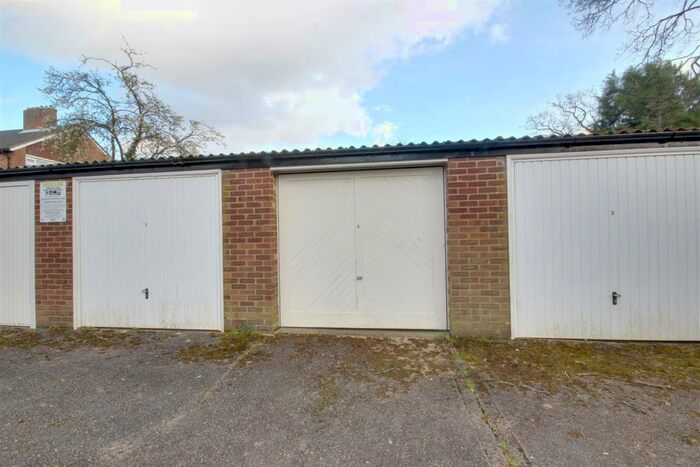 Property To Rent In Culloden Road, Enfield, EN2