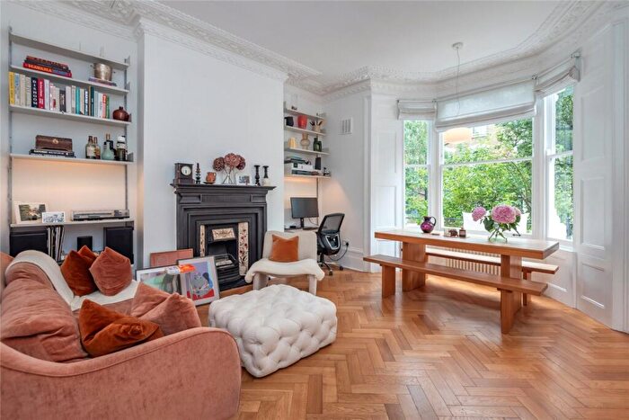 1 Bedroom Apartment For Sale In Beresford Road, London, N5
