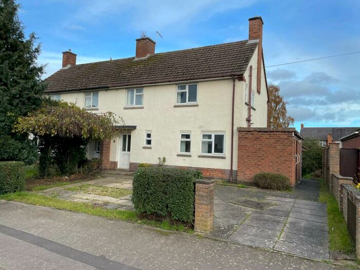 3 Bedroom Semi-Detached House For Sale In Salisbury Avenue, Croft, Leicester, LE9