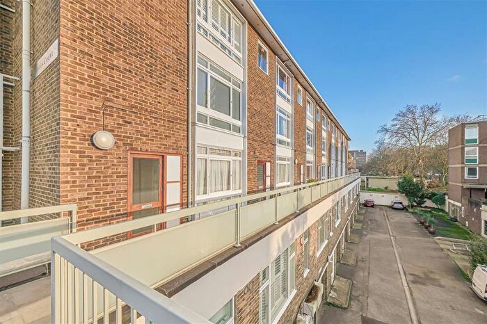 1 Bedroom Flat For Sale In Renfrew Road, Kennington, SE11
