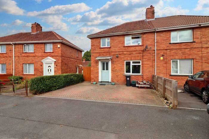 3 Bedroom Terraced House To Rent In Tinsbury Road, Bedminster, BS3