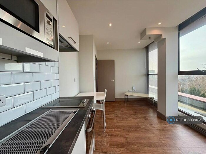 Studio To Rent In Week Street, Maidstone, ME14