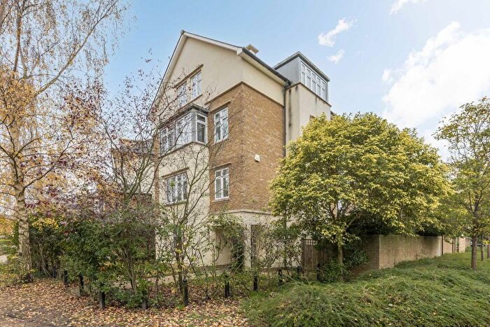 5 Bedroom Property For Sale In Kelsall Mews, Kew, TW9