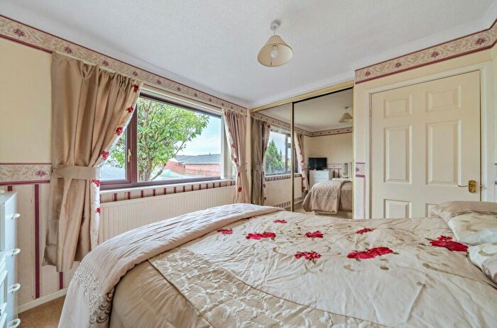 4 Bedroom Bungalow For Sale In Holcombe Drive, Llandrindod Wells, Powys, LD1
