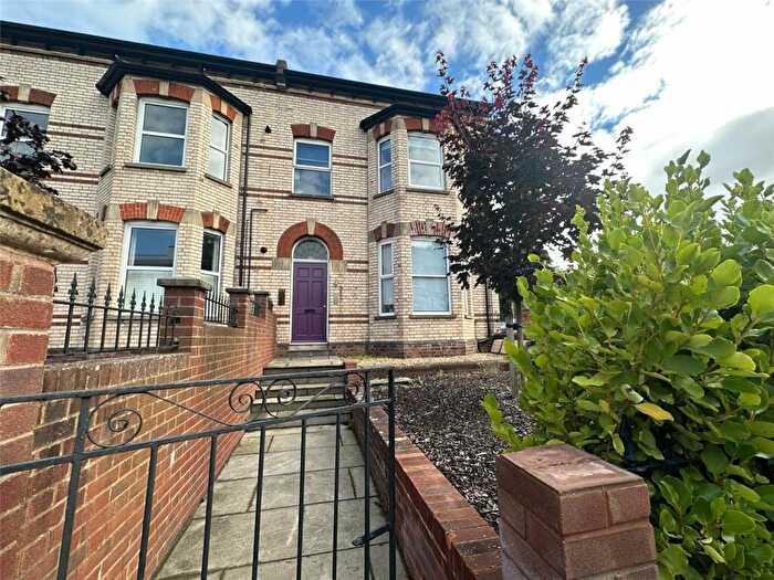 1 Bedroom Apartment To Rent In Magdalen Road, Exeter, Devon, EX2