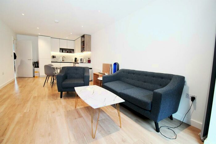 2 Bedroom Apartment To Rent In Fairbank House, NW9