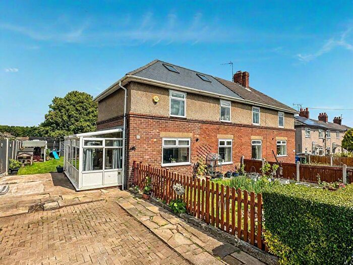 3 Bedroom Semi-Detached House For Sale In South Street, Doncaster, DN6
