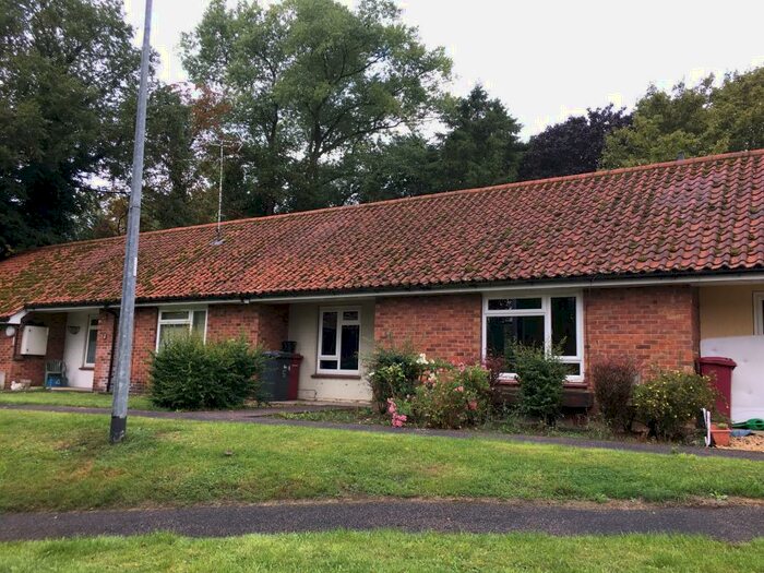 2 Bedroom Bungalow To Rent In Friars Gate, Ulceby, DN39