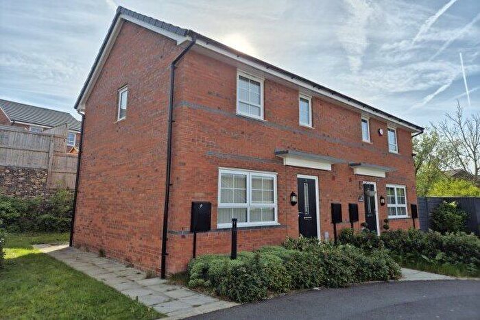 2 Bedroom Property To Rent In Bankside, Hyde, SK14