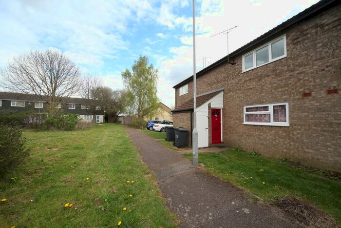 1 Bedroom Maisonette To Rent In Repton Close, Luton, LU3