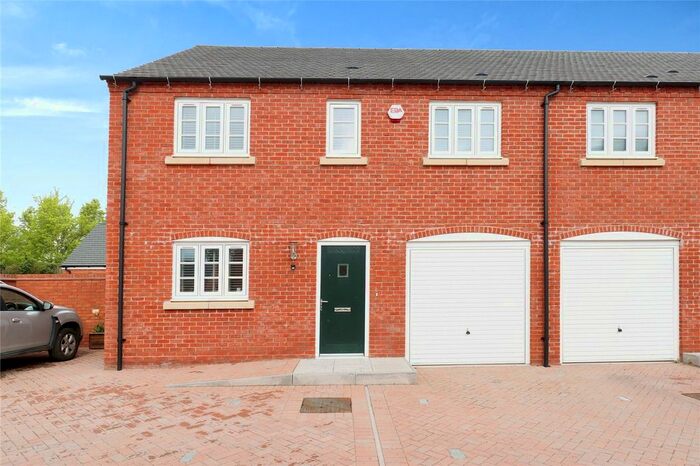 3 Bedroom End Of Terrace House For Sale In Home Farm, Preston, Telford, Shropshire, TF6