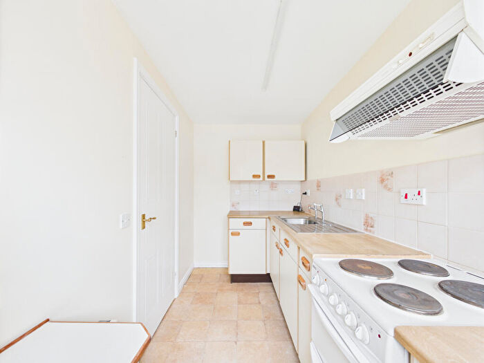 1 Bedroom Apartment To Rent In Trinity Court, Marlow, Buckinghamshire, SL7