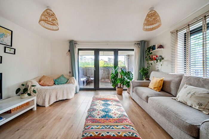 2 Bedroom Flat For Sale In Henry Road, Kennington, London, SW9