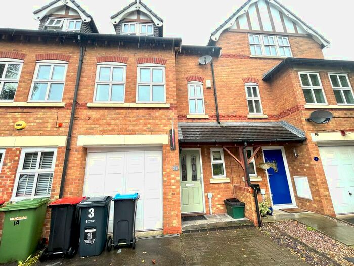 3 Bedroom Town House To Rent In Blakemere Drive, Northwich, CW9