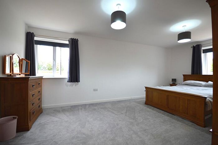 2 Bedroom Detached Bungalow To Rent In Crablands, Selsey, PO20