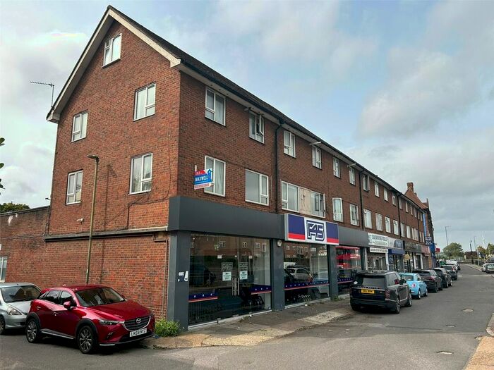 1 Bedroom Flat To Rent In Watford Way, London, NW7