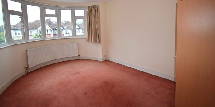 4 Bedroom Terraced House To Rent In Yeading Avenue, Rayners Lane, HA2