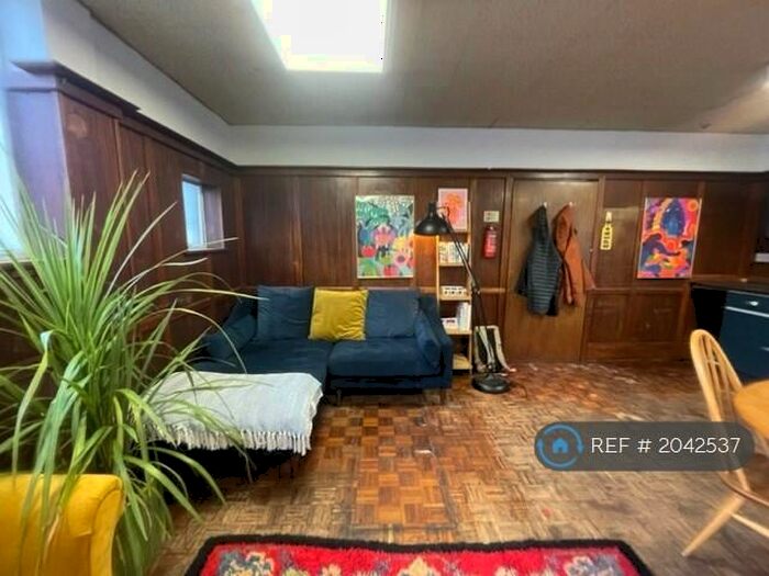 8 Bedroom Semi-Detached House To Rent In Tewkesbury Road, London, N15