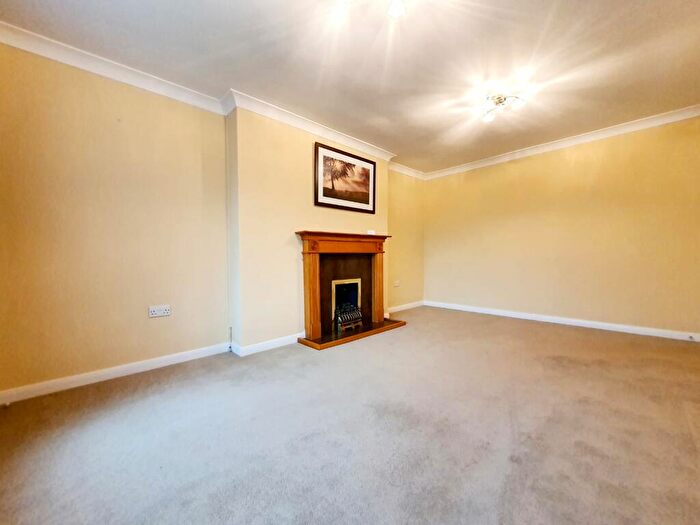 2 Bedroom Bungalow To Rent In Dovecote Drive, Denton, NN7