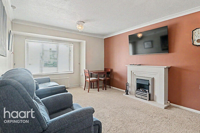 1 Bedroom Flat For Sale In Brantwood Way, Orpington, BR5