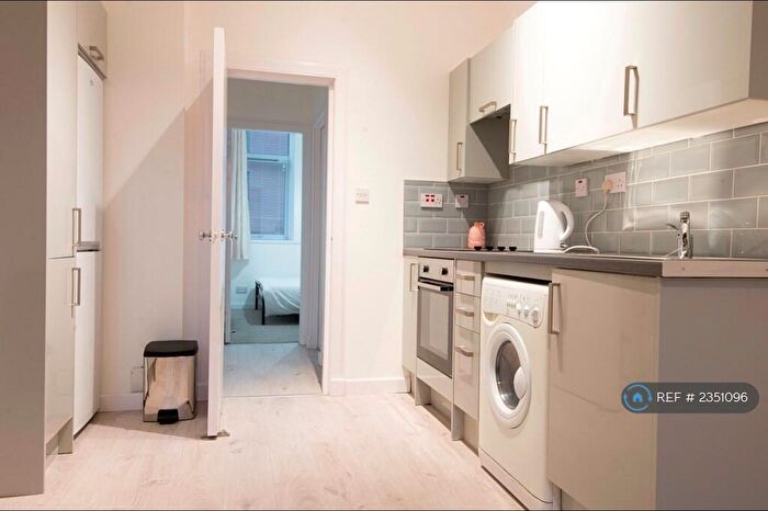 1 Bedroom Flat To Rent In Old Dumbarton Road, Glasgow, G3