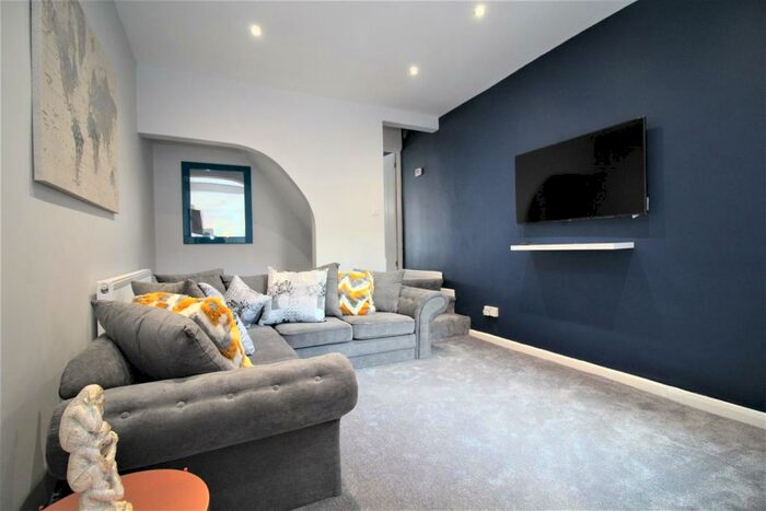 4 Bedroom House To Rent In Tewkesbury Street, Leicester, LE3