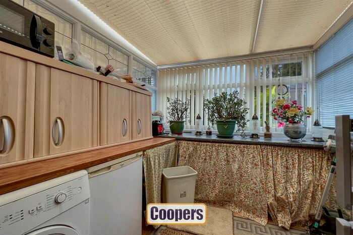 2 Bedroom Semi-Detached Bungalow For Sale In Cubbington Road, Hall Green, CV6