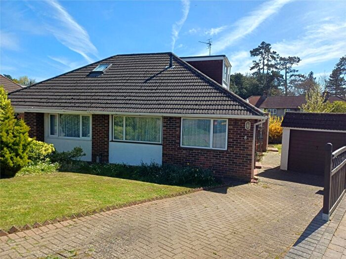 3 Bedroom Bungalow For Sale In Kingsgate Close, Maidstone, Kent, ME16