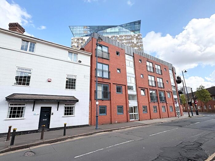 1 Bedroom Apartment To Rent In Washington Wharf, Birmingham, B1
