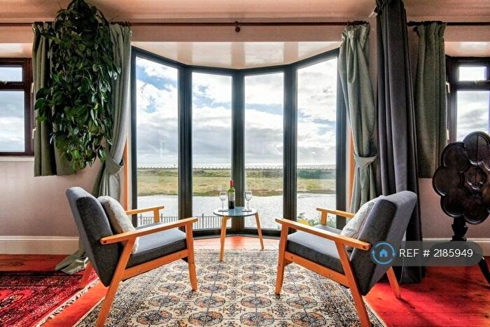 2 Bedroom Flat To Rent In Brighton Road, Lancing, BN15