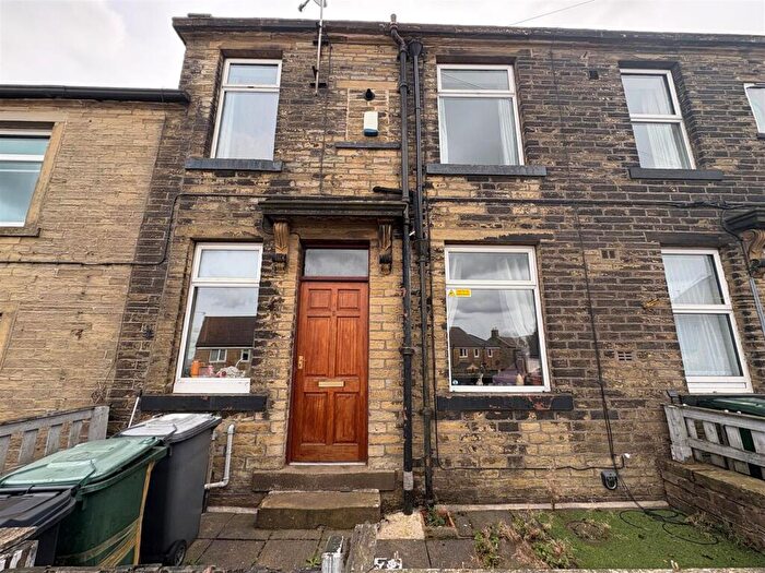 2 Bedroom Terraced House For Sale In Fascination Place, Queensbury, Bradford, BD13