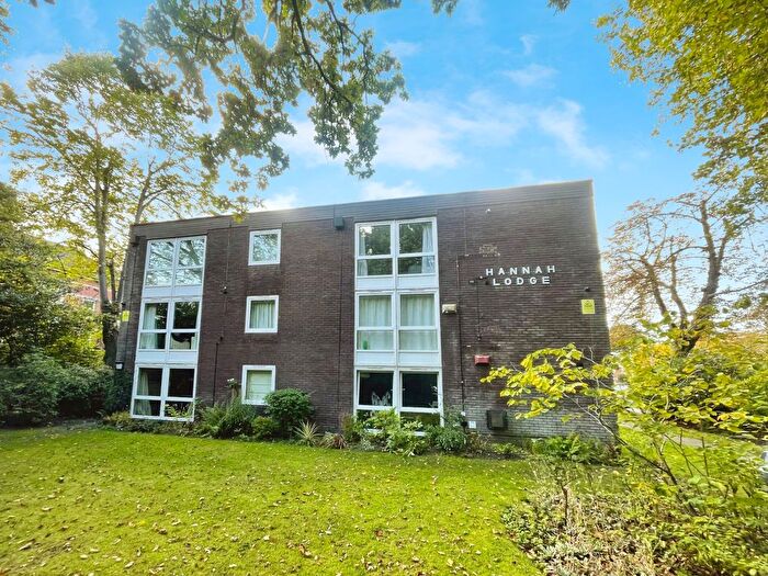 3 Bedroom Flat For Sale In Palatine Road, Didsbury, Greater Manchester, M20
